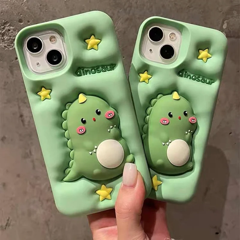 قاب آیفون 14 و آیفون 14 و آیفون 15 فانتزی سیلیکونی دراگون فیجتی