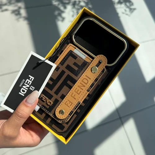 LuxePocket (Fendi) c4692